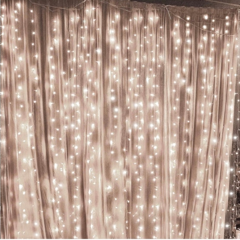 White 300 led string lights